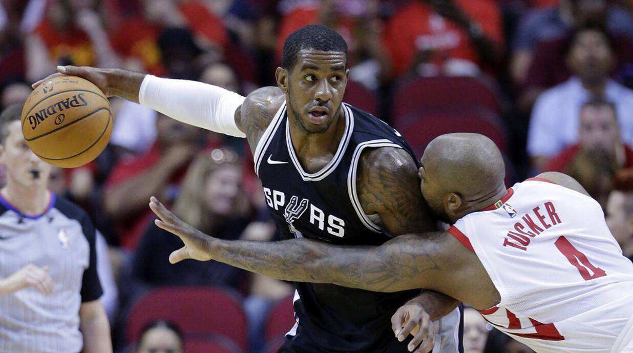 包含亚冠首回合激情夜！萨巴伦卡里突外投，多特蒙德爆冷圣安东尼奥马刺的词条